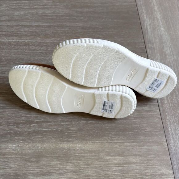 Clarks Collection Caroline Grace Leather Slip-On Sneakers Tan Size‎ 9.5 NWT - Picture 6 of 9